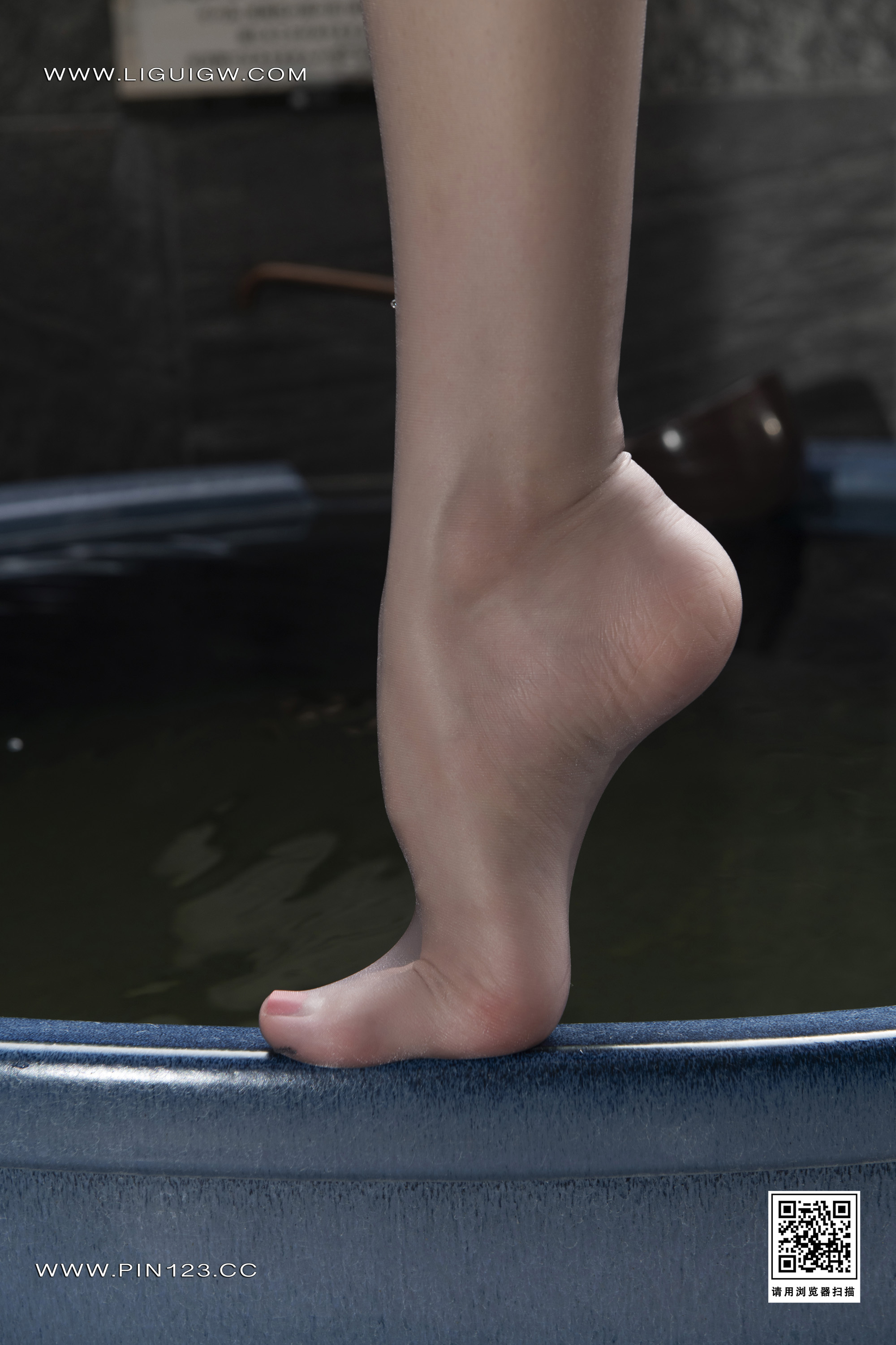 Ligui丽柜  2024.11.11 日本旅拍2 兔子